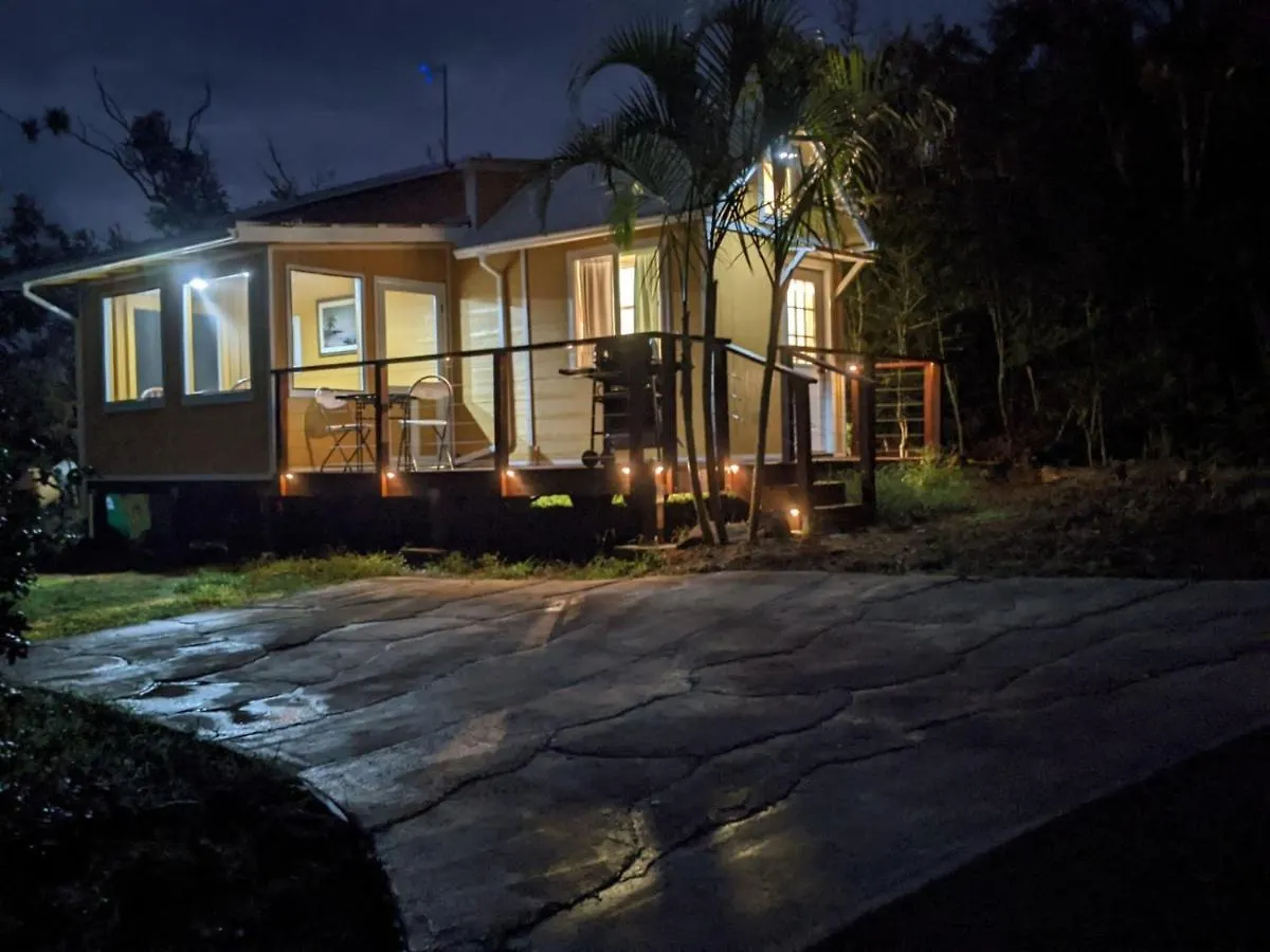 Country Cottage In Papa Bay United States